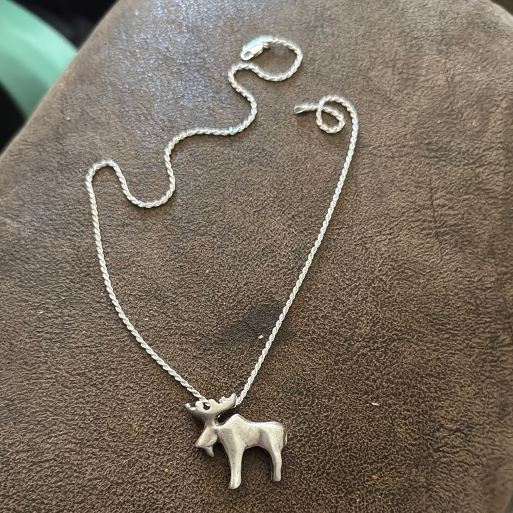 Silver Moose Pendant Necklace